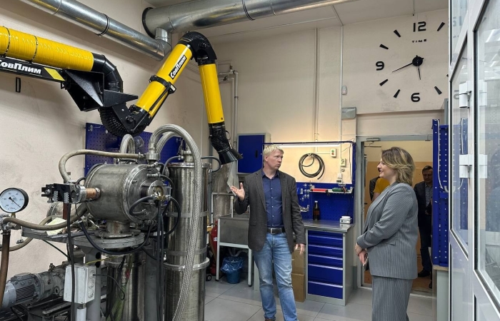 photo_5339129586199427758_y