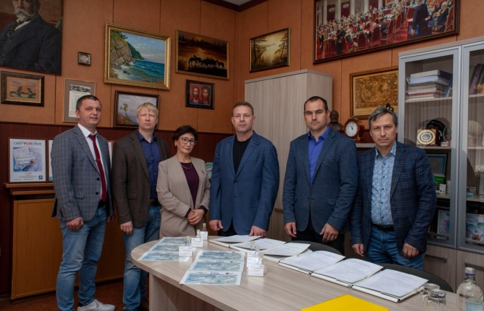 photo_5339500186042495172_y