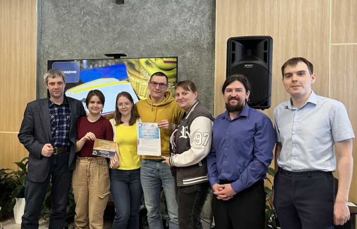 первое место